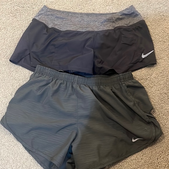 Nike shorts - Picture 1 of 2